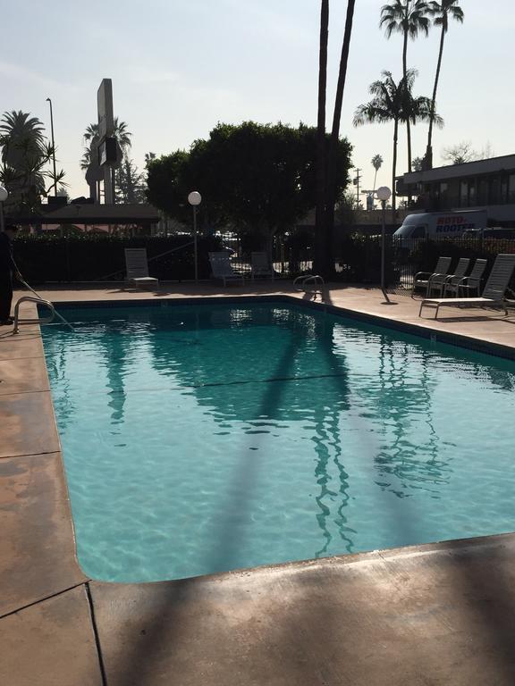 Vagabond Inn Los Angeles At Usc ภายนอก รูปภาพ