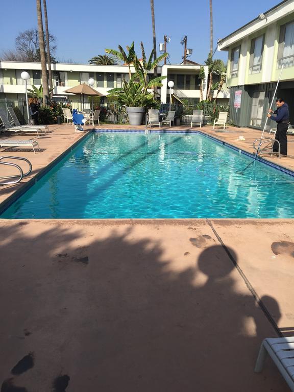 Vagabond Inn Los Angeles At Usc ภายนอก รูปภาพ