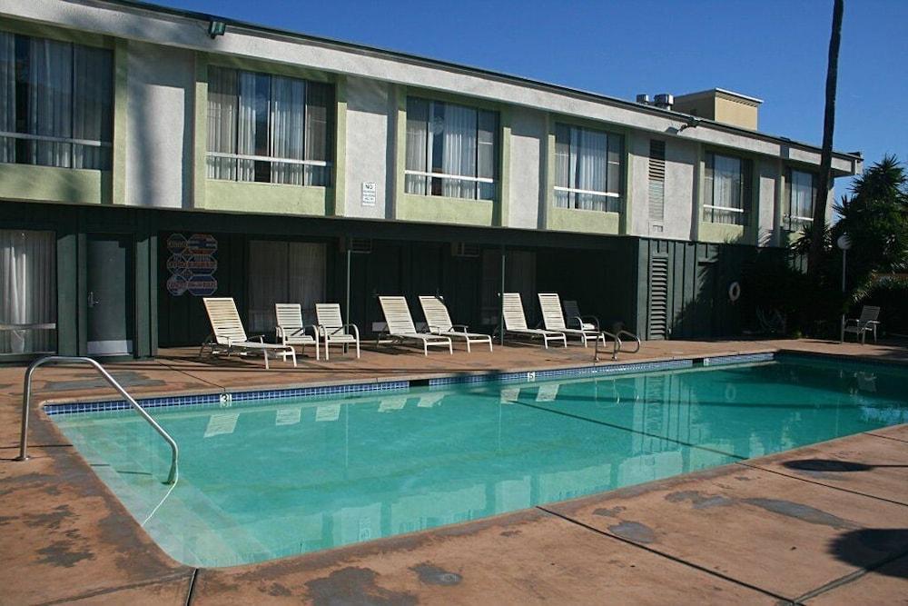 Vagabond Inn Los Angeles At Usc ภายนอก รูปภาพ